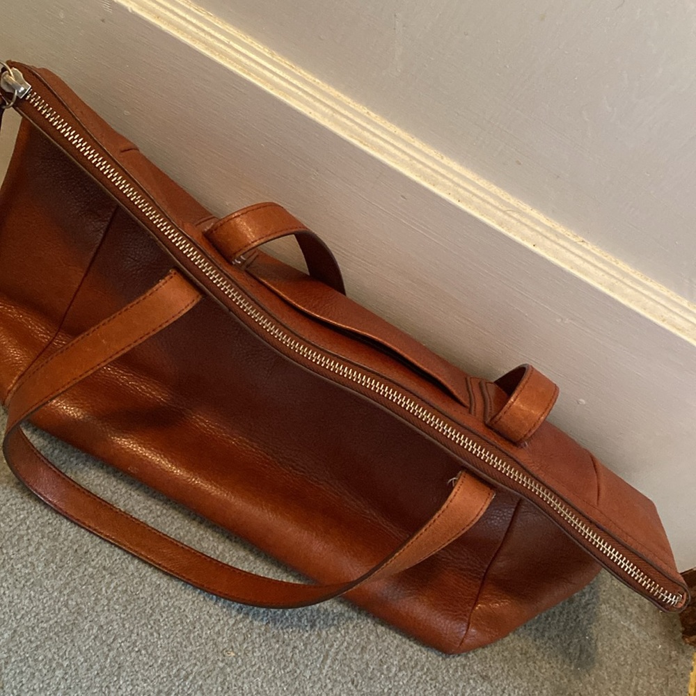 Fossil Tan Leather Shoulder Bag - Picture 12 of 17